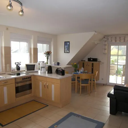 Lägenhet Ferienhaus Mit 3 Ferienwohnungen_