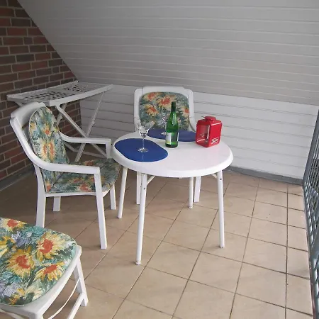 Lägenhet Ferienhaus Mit 3 Ferienwohnungen_ *