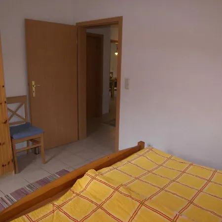 Ferienhaus Mit 3 Ferienwohnungen_ Lägenhet