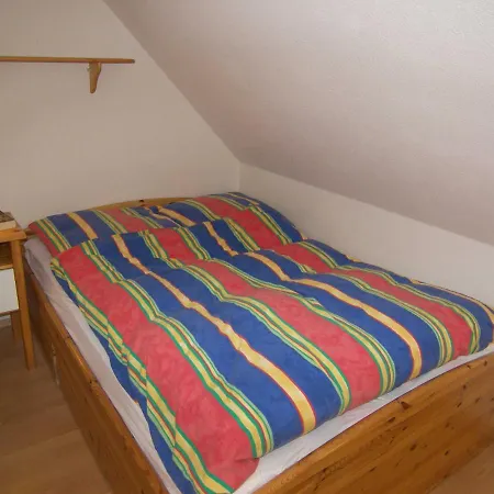 Ferienhaus Mit 3 Ferienwohnungen_ Lägenhet Zempin